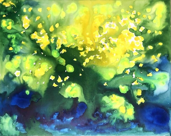a bright shimmering abstract painting with acrylic ink on canvas, yellow, neon yellow, greens and blues by German painter Henriette Müller